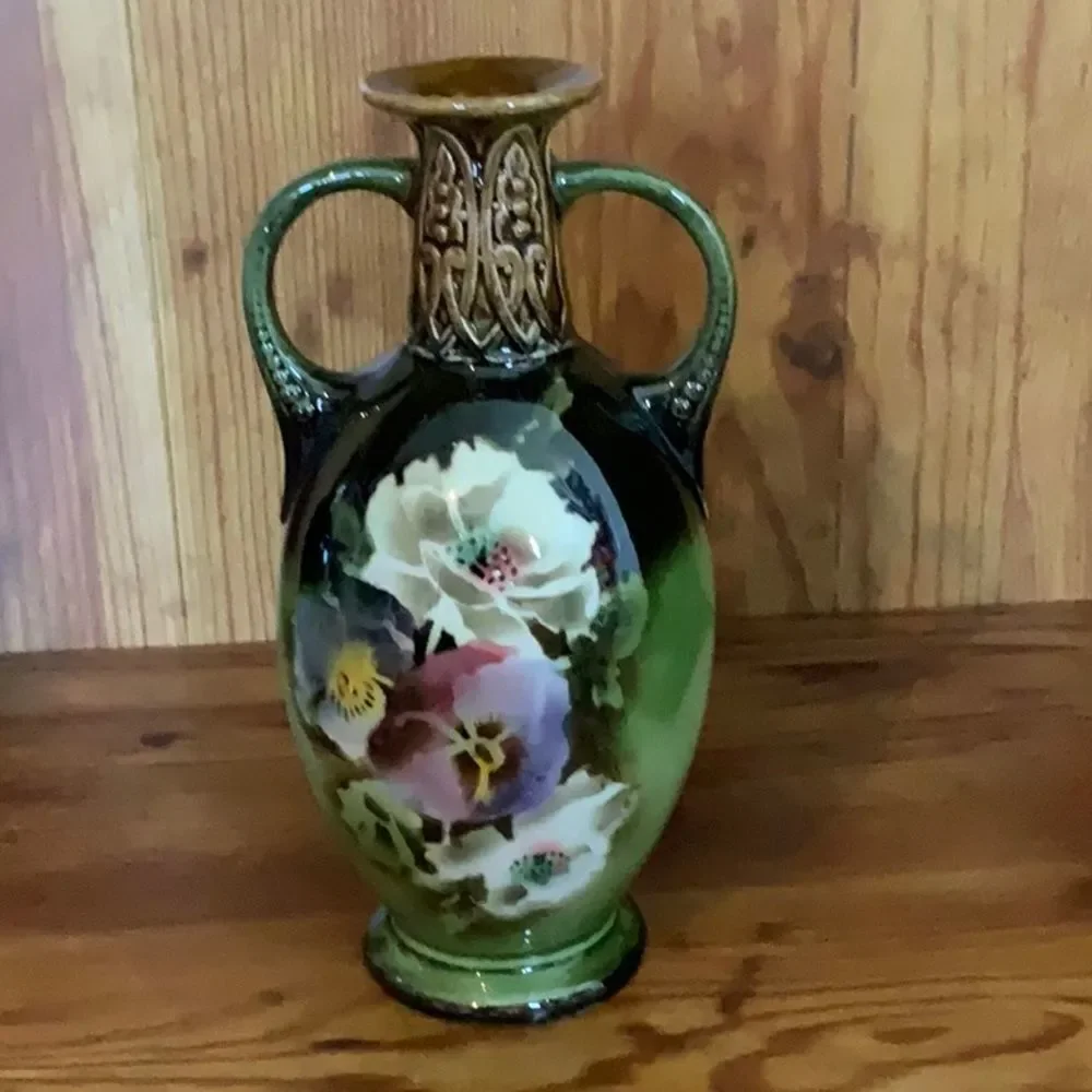 2 Vintage Czechoslovakia Hand Painted‎ Porcelain Lustreware Decorative Vase